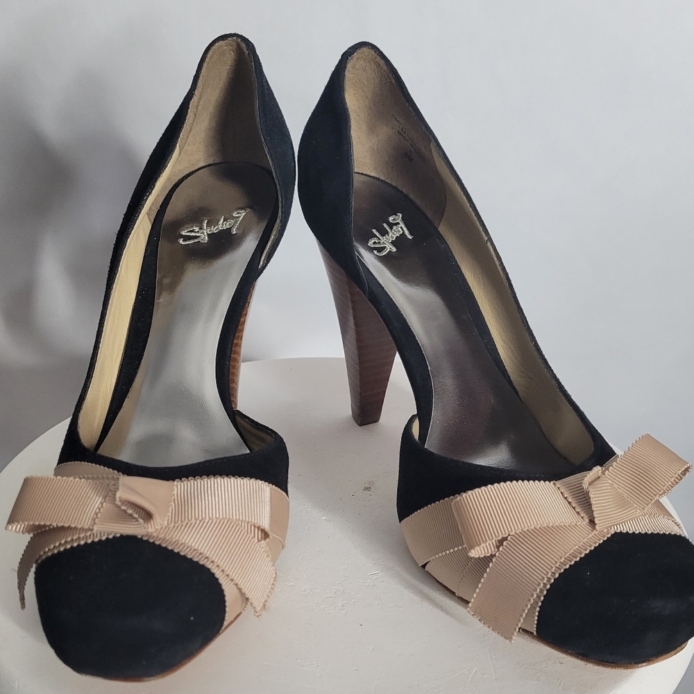 Black Suede Pumps by Studio 9 Size 8